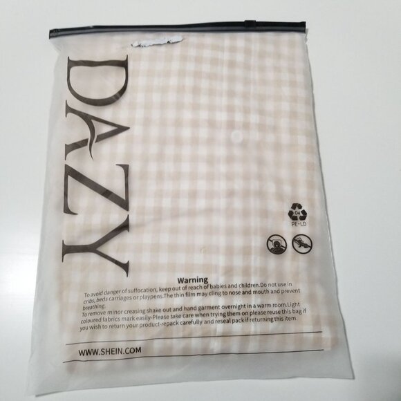 NWT DAZY Gingham Drop Shoulder Button Up‎ Blouse Size L Color Khaki - Picture 7 of 7